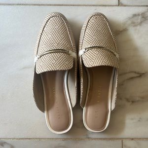 Slide on mules. Summer slides. Kelly and Katie brand. Size 8 1/2
